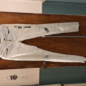 American Eagle Outfitters Light Blue Distressed/Ripped Stretch Jeans Size 4